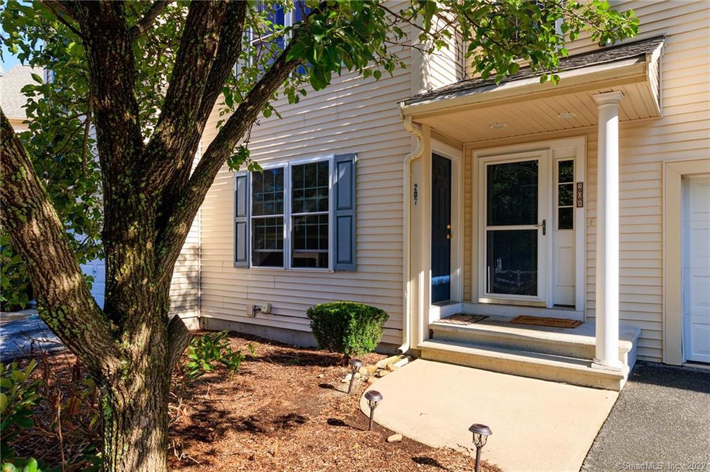 80 Perry Street, Unit 207 Putnam, CT 06260 - Photo 1 of 1