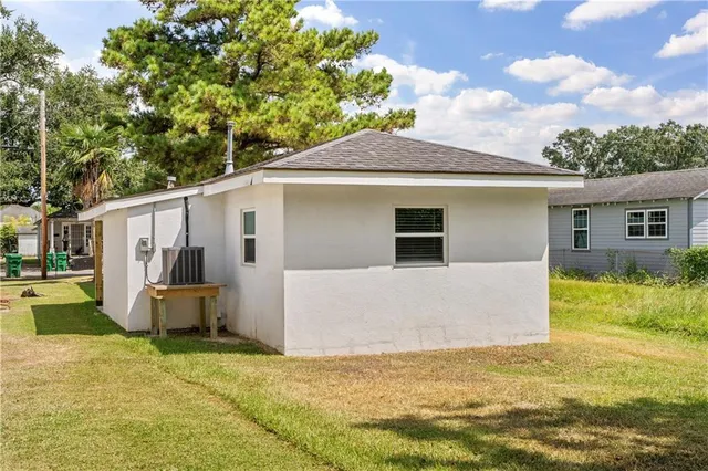 $1,600 | 434 Ocean Avenue, Gretna, LA 70053