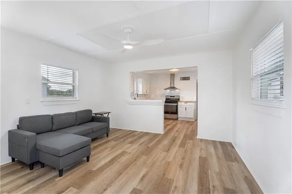 $1,500 | 434 Ocean Avenue, Gretna, LA 70053