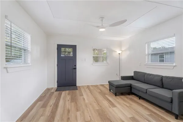 $1,500 | 434 Ocean Avenue, Gretna, LA 70053