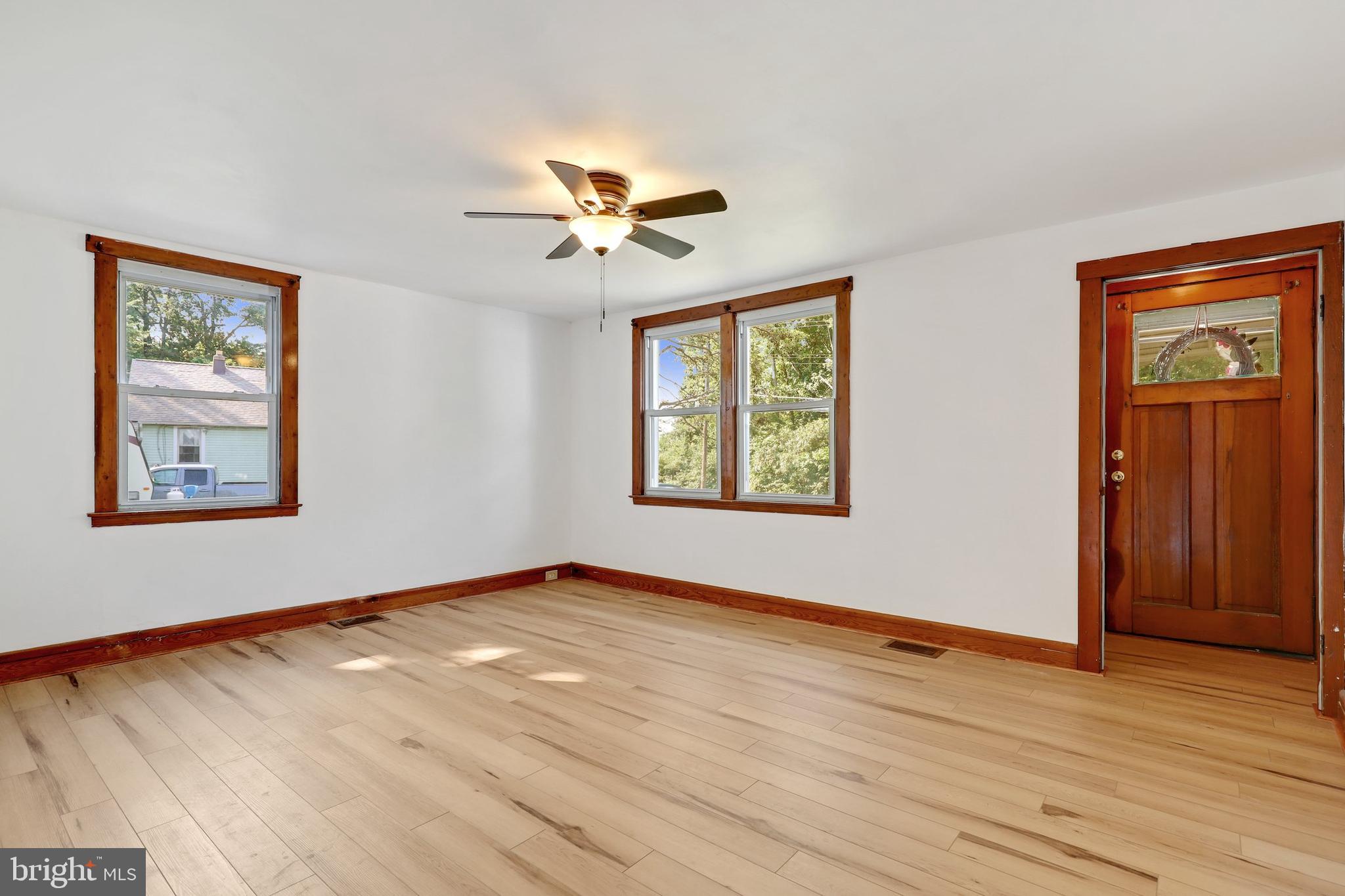 2210 Turkey Point Road Essex, MD 21221 - Photo 3 of 29 Gallery Image 3