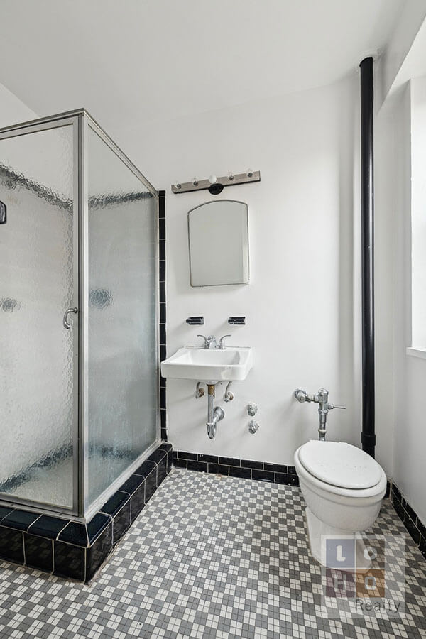 577 Grand Street, Unit F1904 Manhattan, NY 10002 - Photo 13 of 30