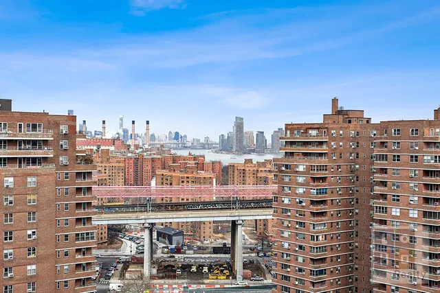 $1,750,000 | 577 Grand Street, Unit F1904 | Lower East Side