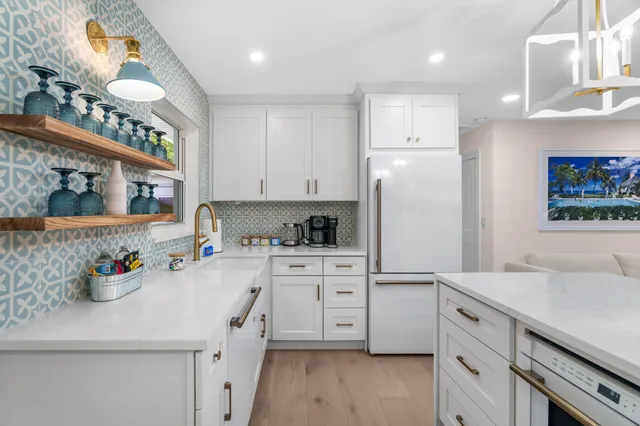 $10,000 | 7 Fayette Drive, Ocean Ridge, FL 33435