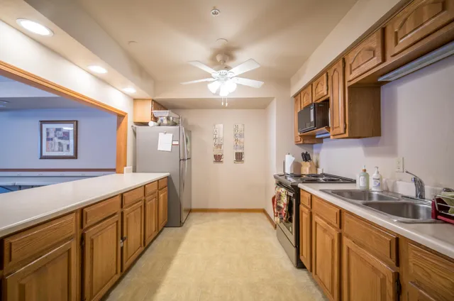 $239,900 | 530 North Silverbrook Drive, Unit 36, West Bend, WI 53090