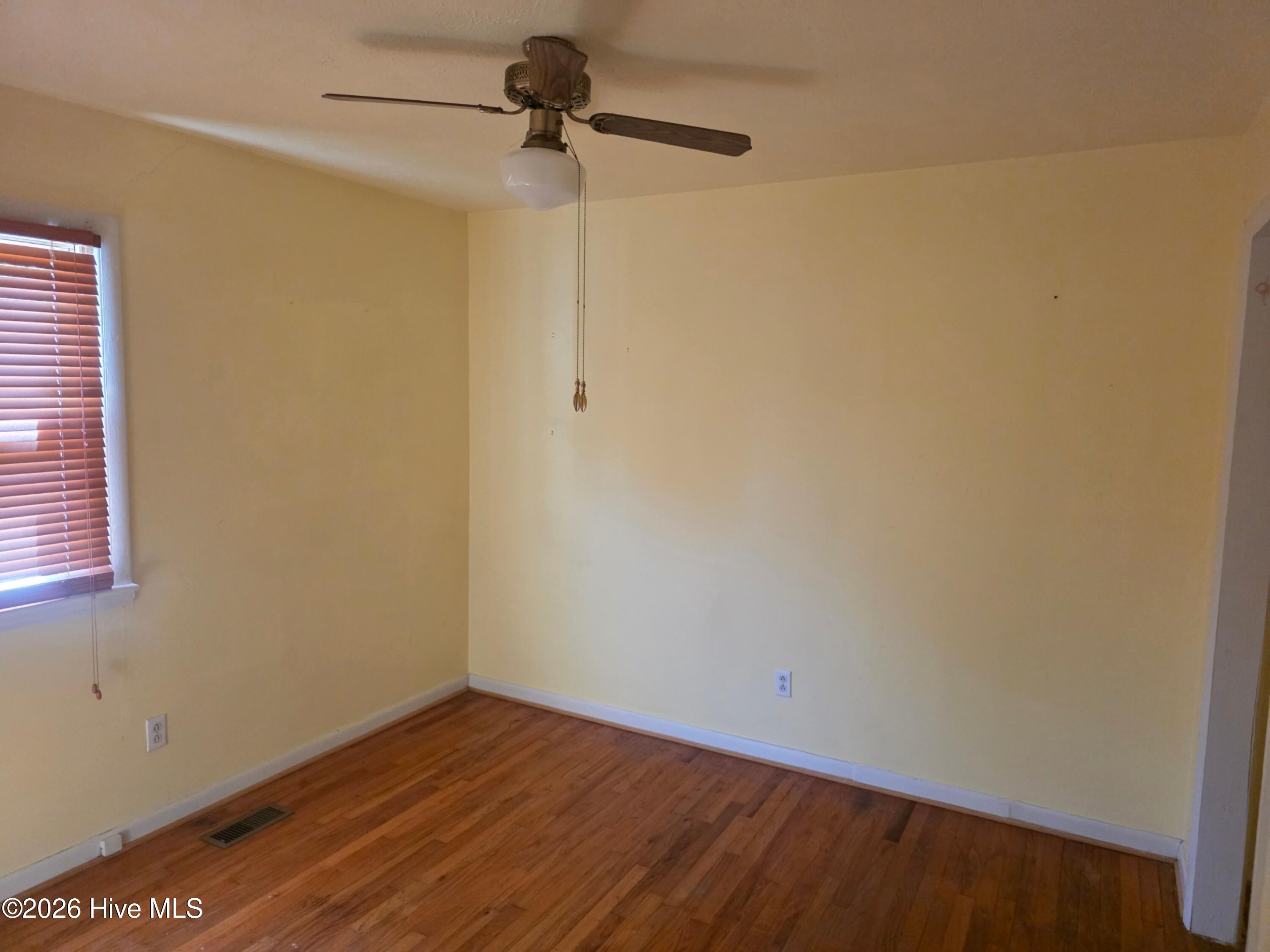 1500 Microwave Tower Road Roseboro, NC 28382 - Photo 18 of 25 Gallery Image 18