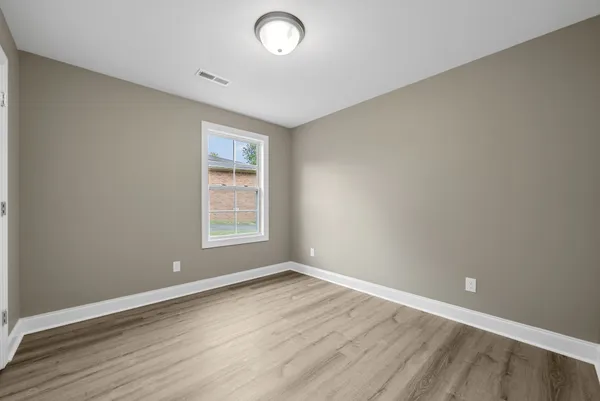 $1,250 | 115 Holley Drive, Unit A, Hopkinsville, KY 42240