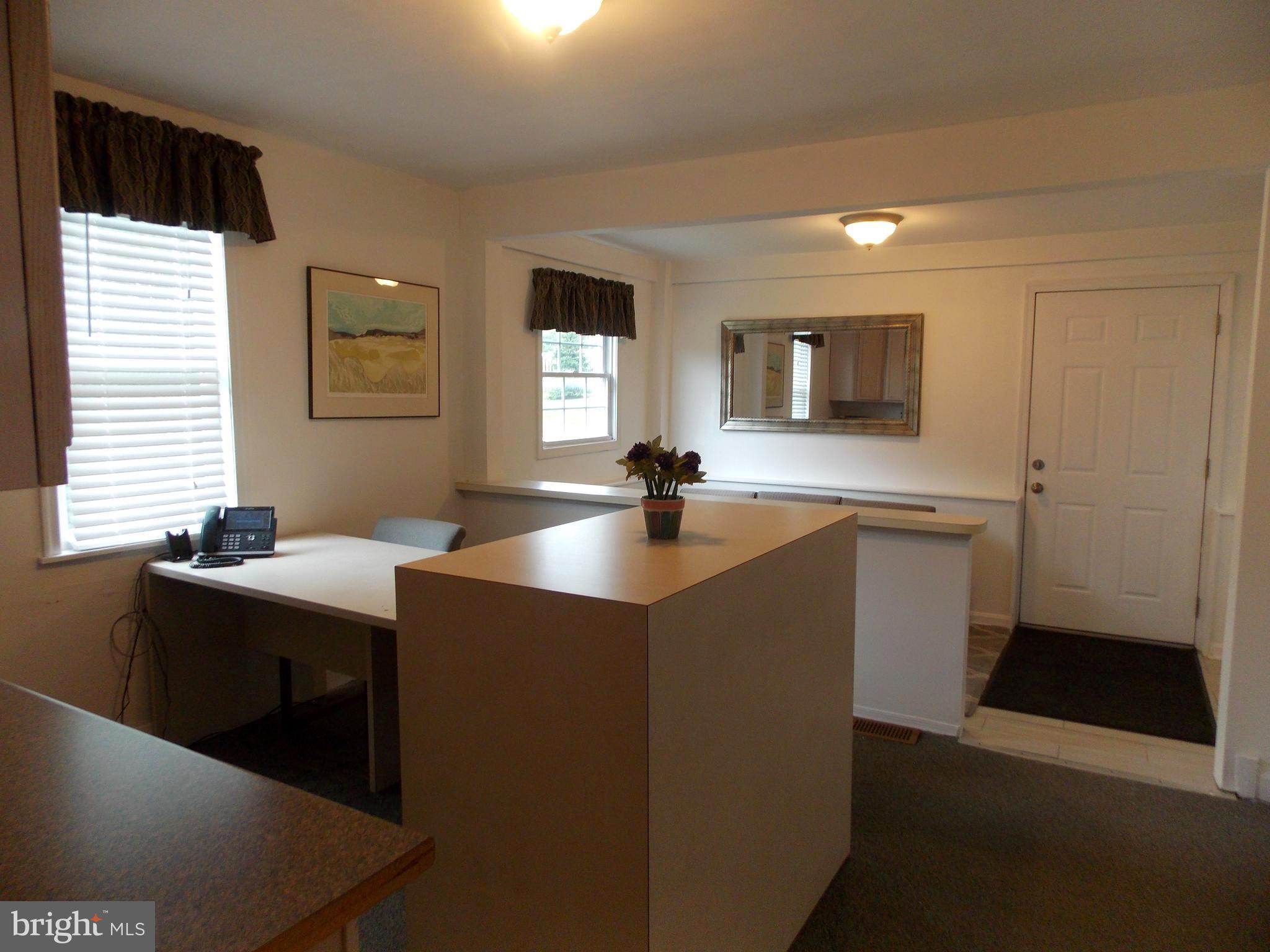 3304 East Joppa Road Baltimore, MD 21234 - Photo 12 of 29 Living room used as a reception area