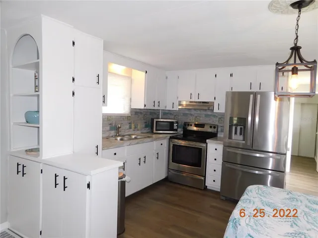 $1,300 | 3111 Dorothy Place, Ellenton, FL 34222