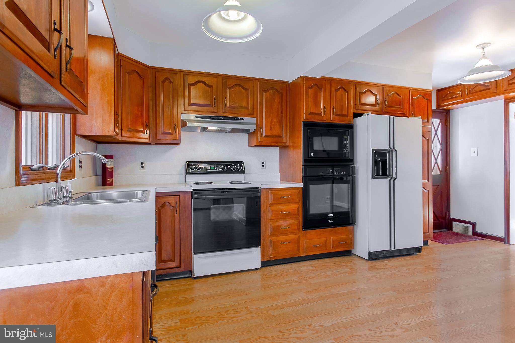 612 Revere Road Merion Station, PA 19066 - Photo 8 of 35 Gallery Image 8