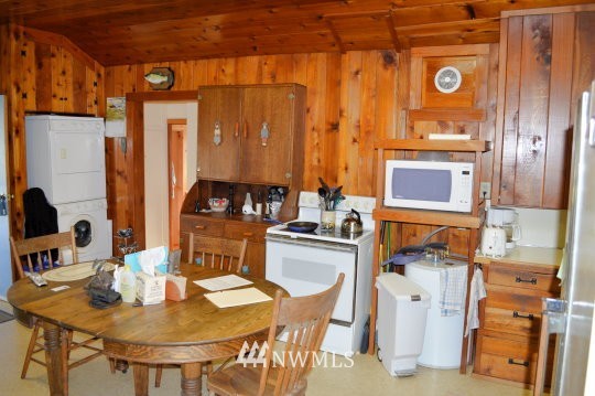 266 Shallow Shore Road Bellingham, WA 98229 - Photo 22 of 25 Gallery Image 22