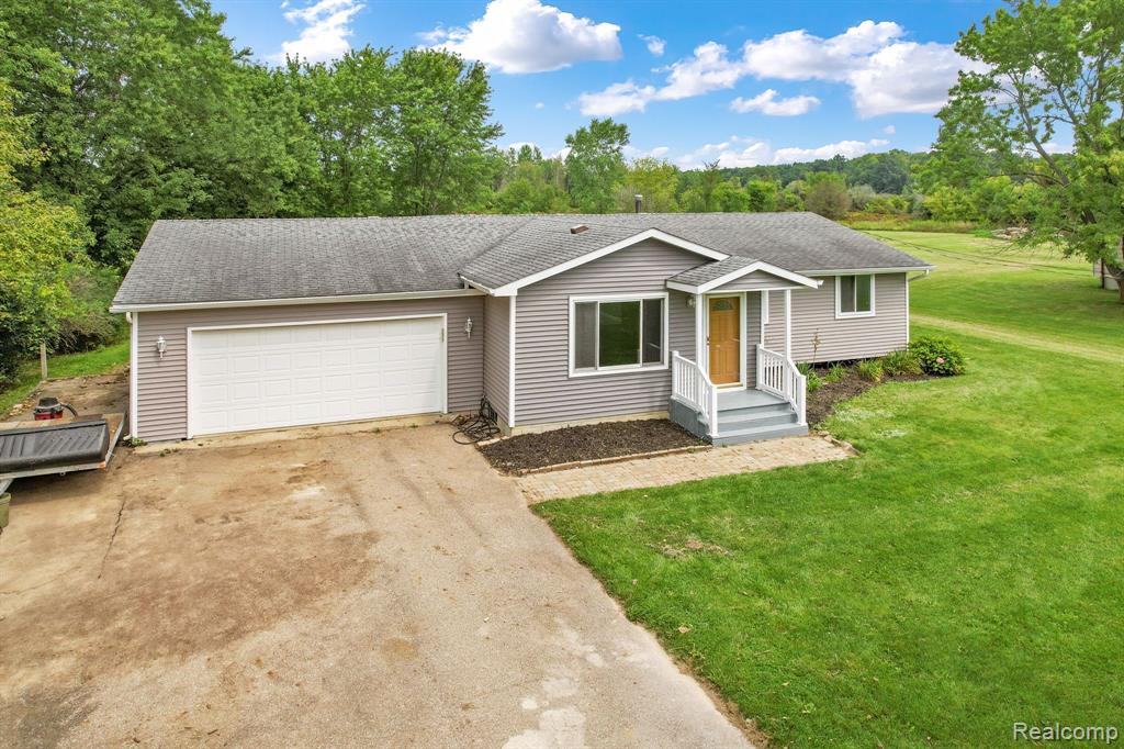9360 Reid Road Swartz Creek, MI 48473 - Photo 2 of 43 Gallery Image 2
