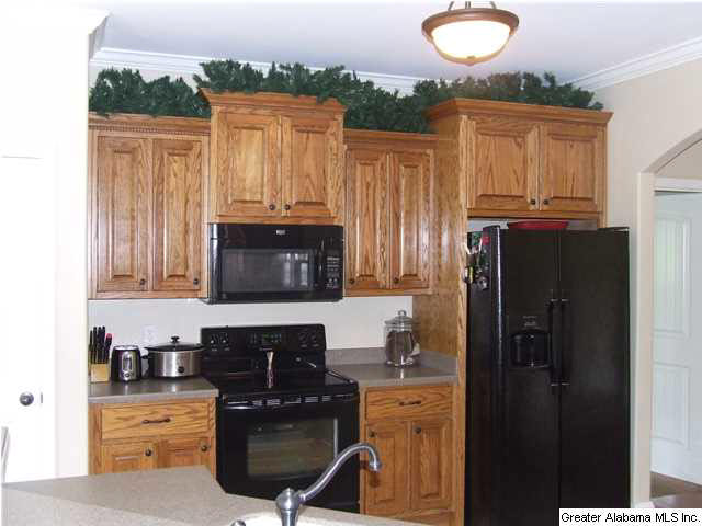 106 Stonegate Circle Lincoln, AL 35096 - Photo 2 of 32