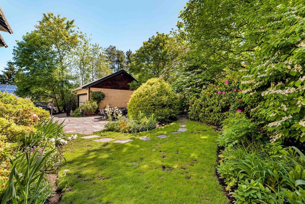 17 Chesham Road Brookline, MA 02445 - Photo 28 of 28 Gallery Image 28