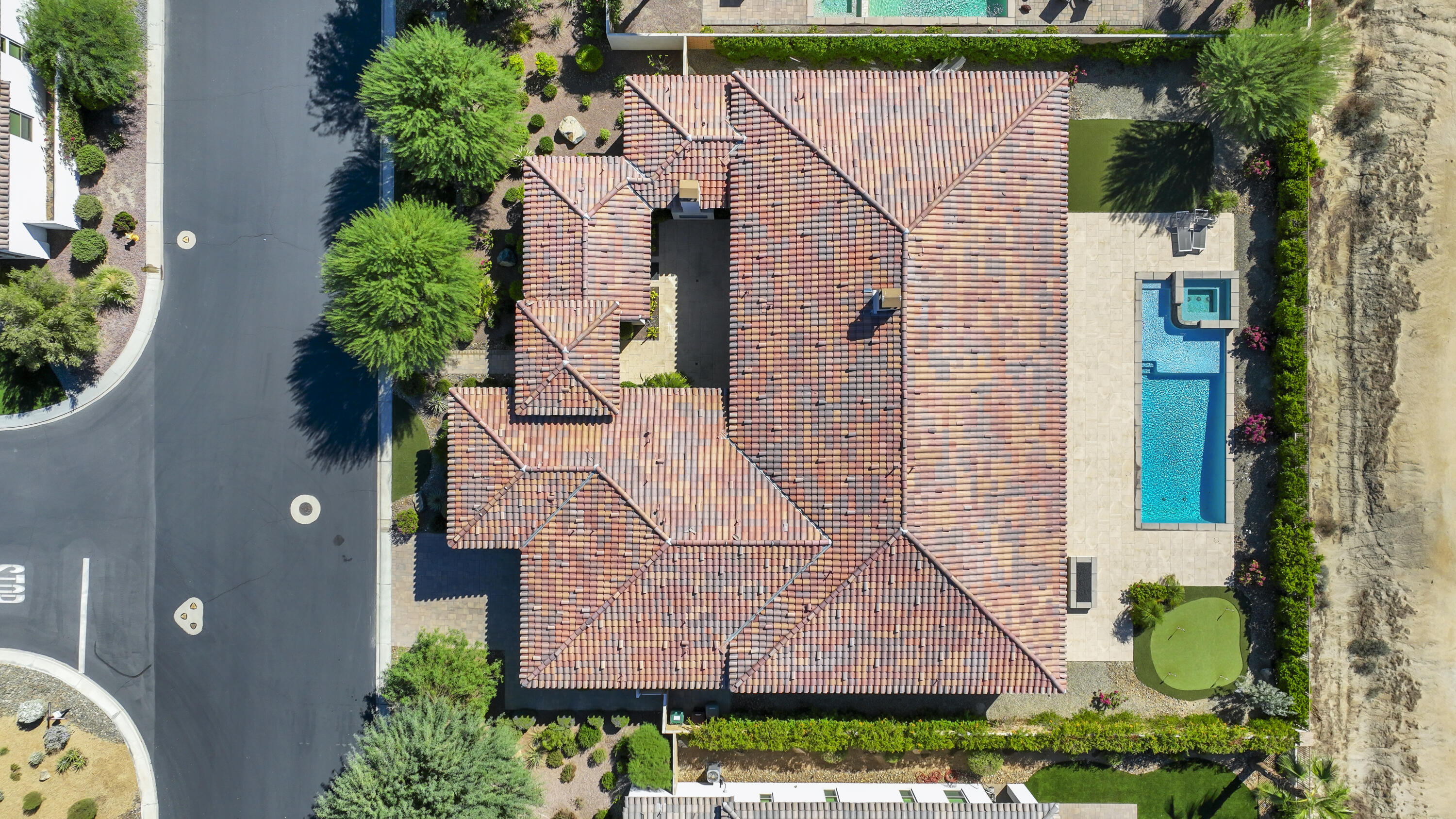 81-675 Thunder Gulch Way La Quinta, CA 92253 - Photo 61 of 61 an aerial view of a house with a yard