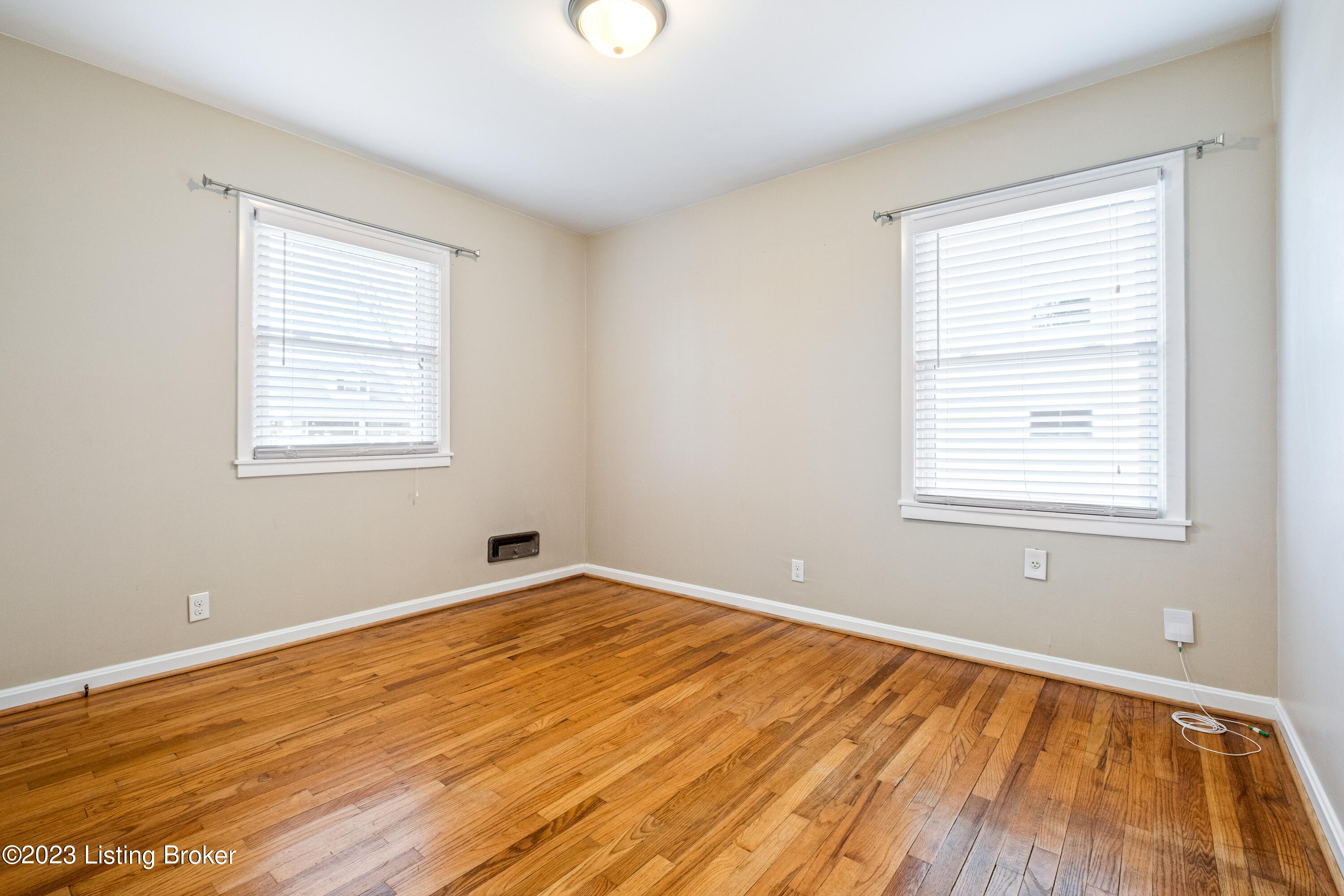 12300 Hardwick Road Louisville, KY 40243 - Photo 12 of 37 12300 hardwick Rd-14