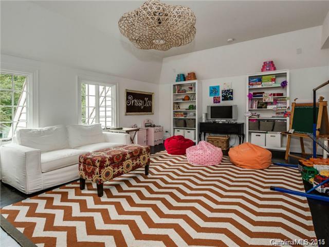 639 Cherokee Road Charlotte, NC 28207 - Photo 17 of 22 Gallery Image 17