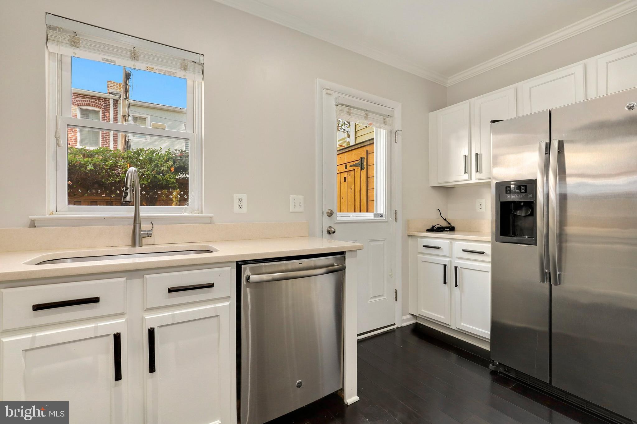 924 4th Street Southeast Washington, DC 20003 - Photo 11 of 32