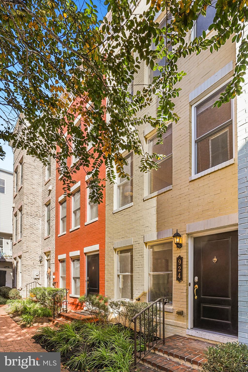 924 4th Street Southeast Washington, DC 20003 - Photo 29 of 32