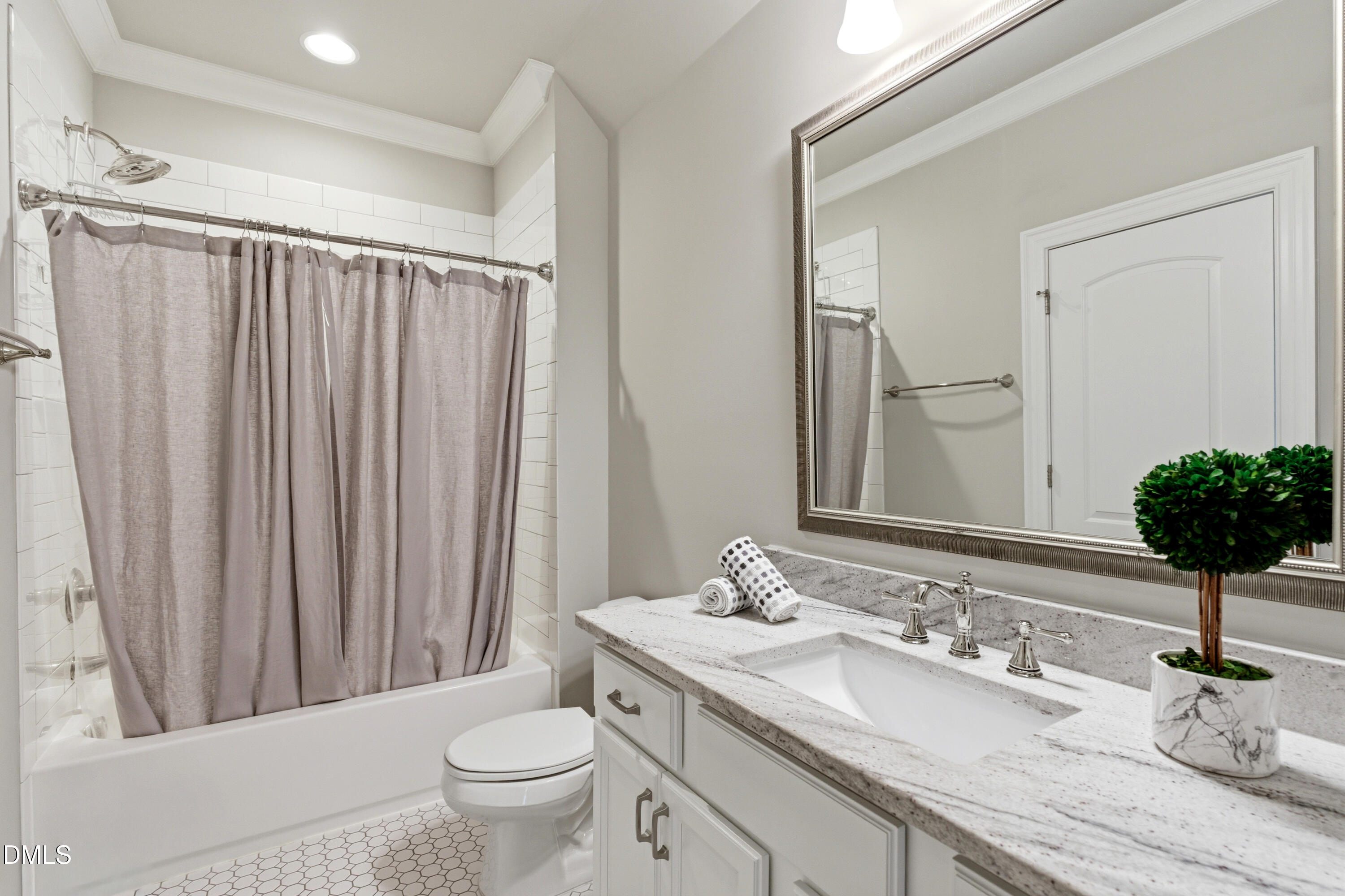 2112 Kipawa Street Raleigh, NC 27607 - Photo 46 of 61 Kipawa-38