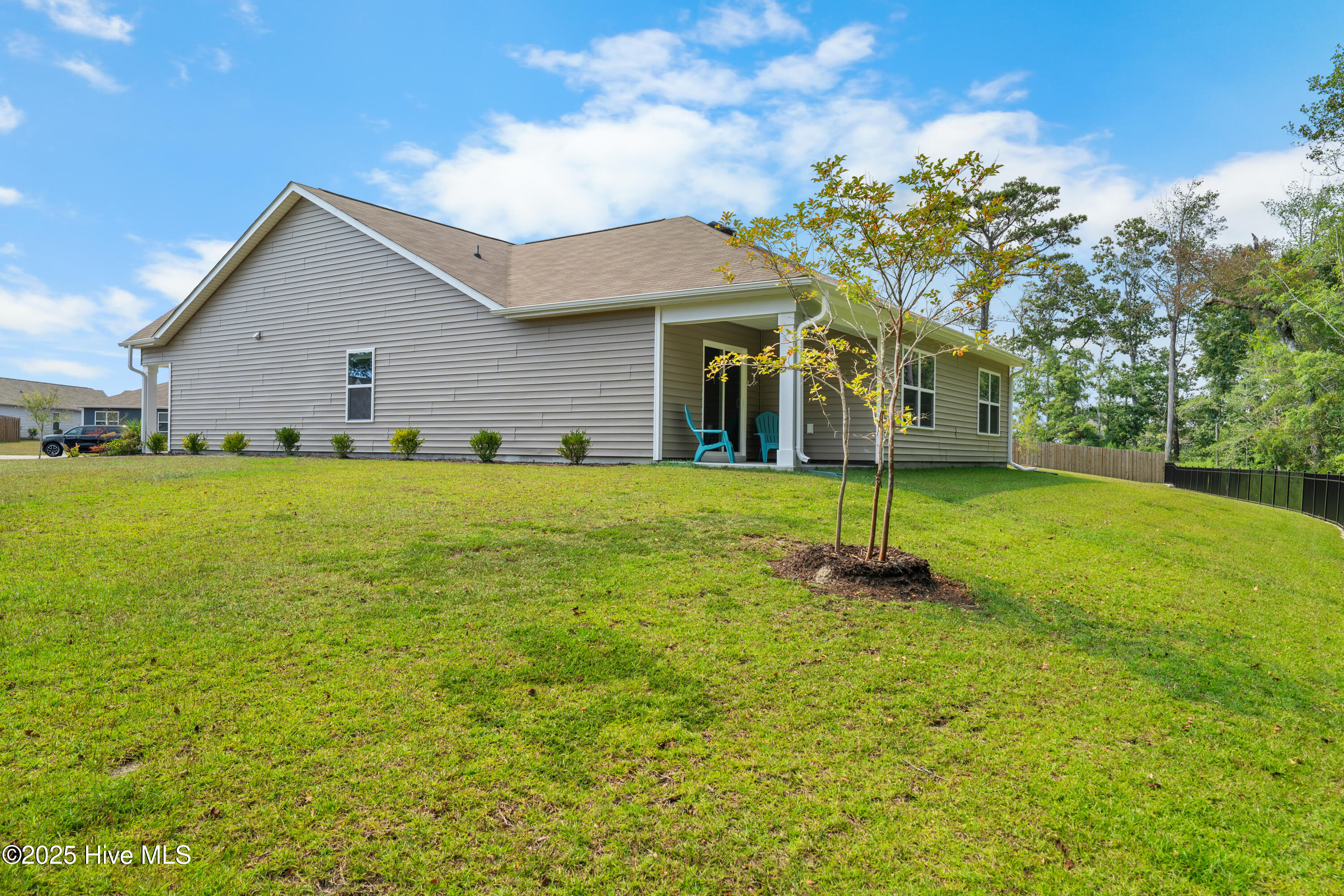 307 Azimuth Drive Hampstead, NC 28443 - Photo 29 of 50 307AzimuthDr-202