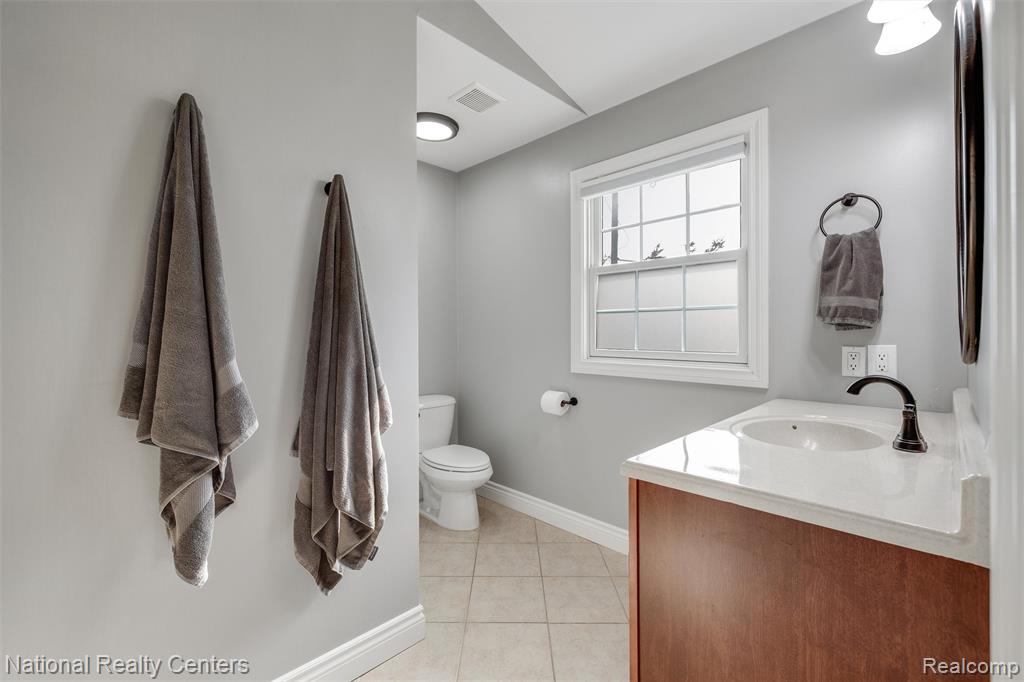 3059 Kenmore Road Berkley, MI 48072 - Photo 26 of 55 Gallery Image 26