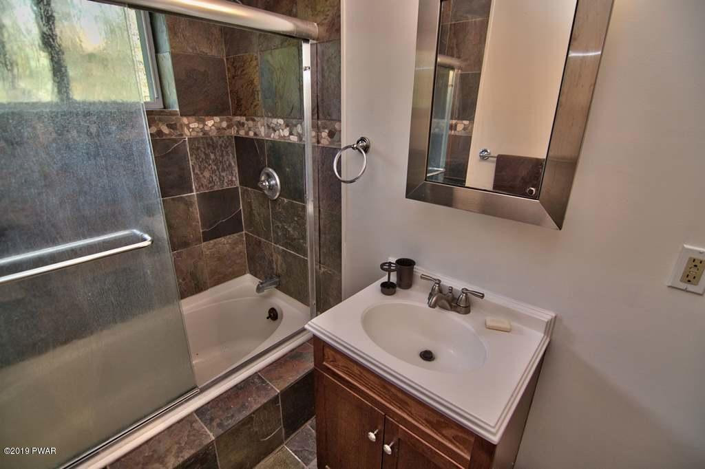 2025 Roamingwood Road Lake Ariel, PA 18436 - Photo 60 of 86