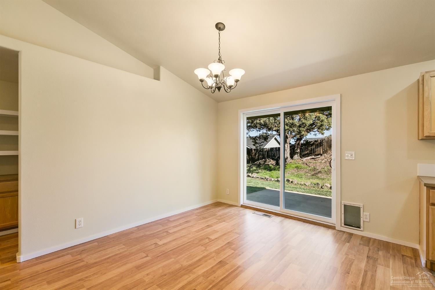 808 Northeast Tierra Road Bend, OR 97701 - Photo 5 of 17 Additional Photo