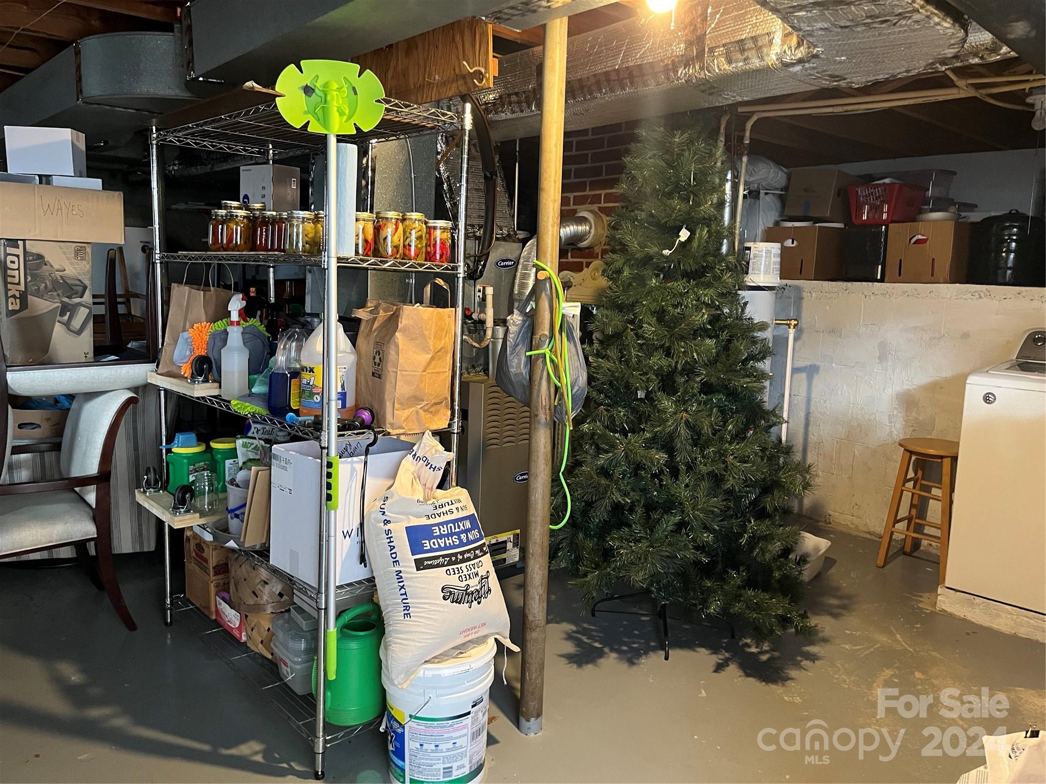 108 North Street Morganton, NC 28655 - Photo 10 of 12 a front view of a house