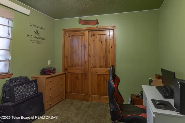 $589,000 | 619 Snake River Drive, Alpine, WY 83128