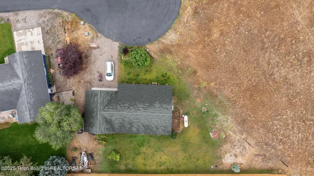 $589,000 | 619 Snake River Drive, Alpine, WY 83128