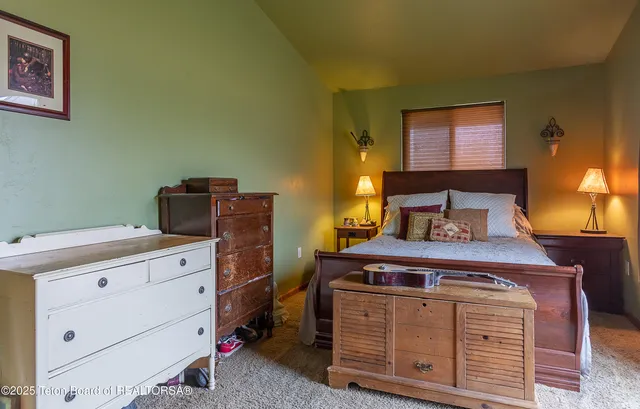 $589,000 | 619 Snake River Drive, Alpine, WY 83128