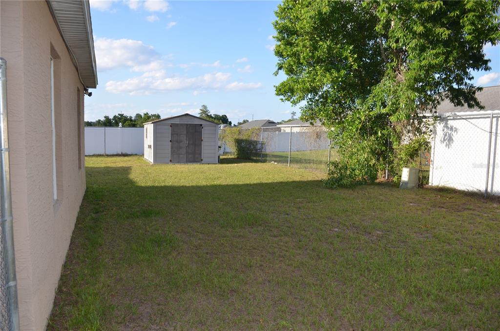 13785 Southwest 42nd Court Road Ocala, FL 34473 - Photo 3 of 16 Gallery Image 3