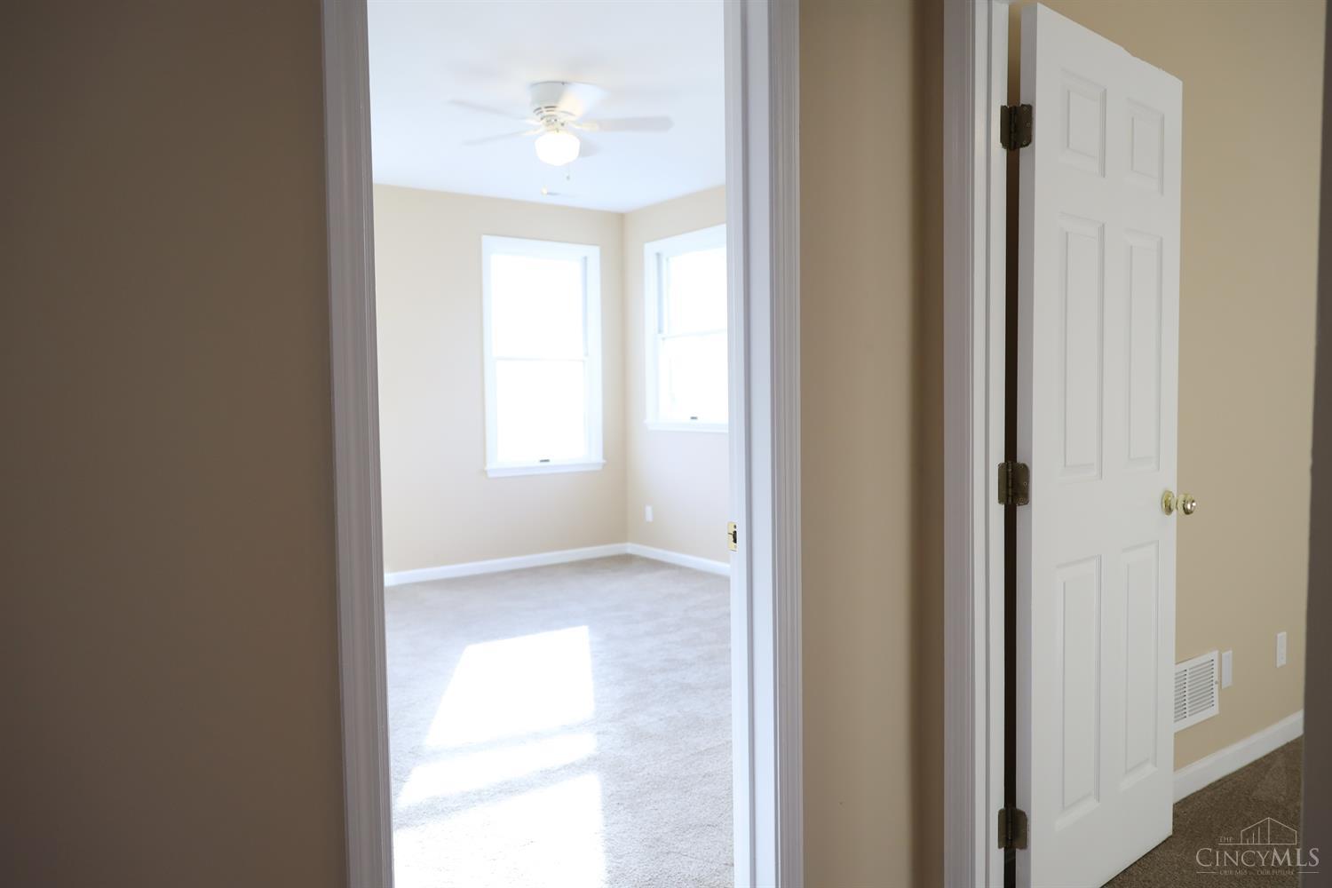 54 West Sharon Road Cincinnati, OH 45246 - Photo 34 of 47 Gallery Image 34