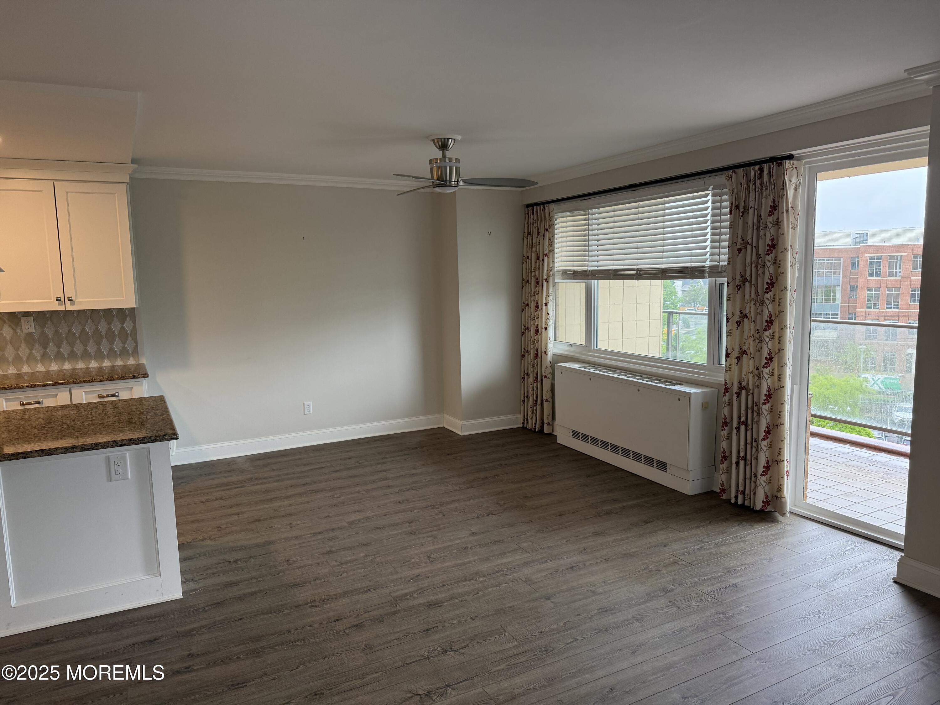 28 Riverside Avenue, Unit 4H Red Bank, NJ 07701 - Photo 13 of 37 IMG_0417