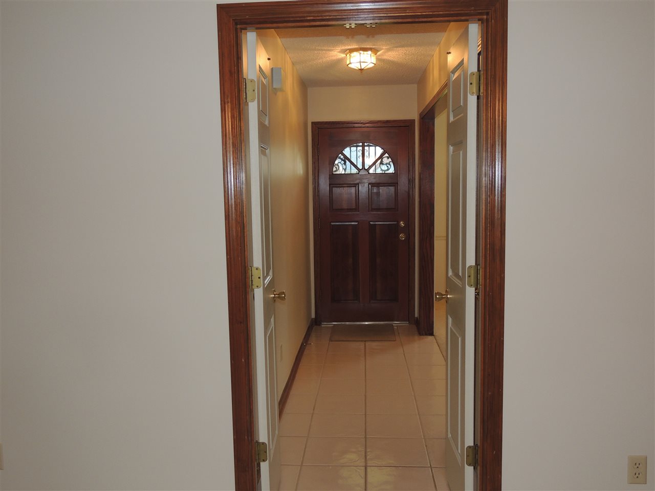 7009 Deerfield Road Bartlett, TN 38135 - Photo 2 of 25 Gallery Image 2