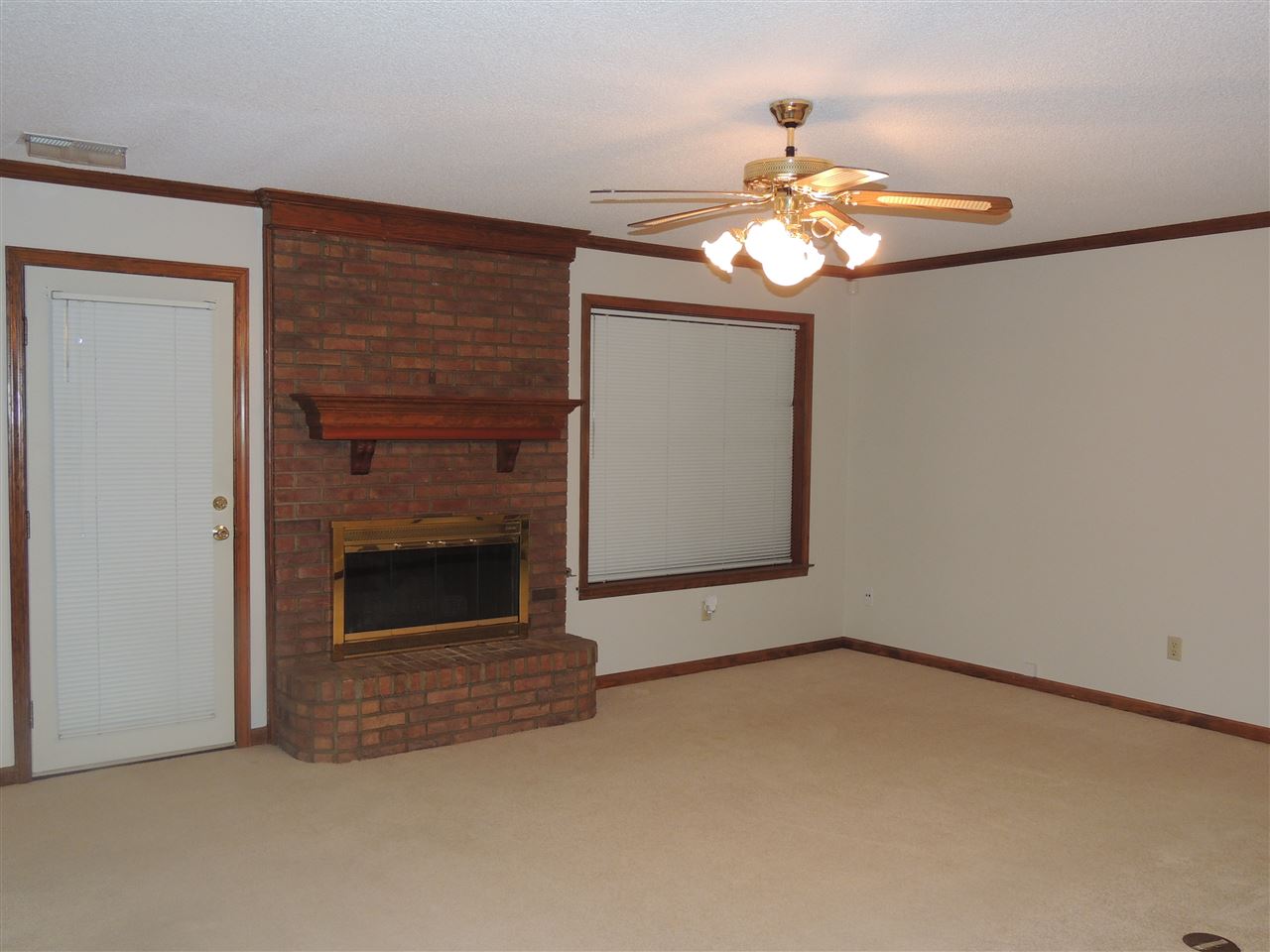 7009 Deerfield Road Bartlett, TN 38135 - Photo 3 of 25 Gallery Image 3