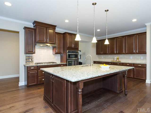 2425 Trenton Park Lane Raleigh, NC 27607 - Photo 6 of 21 Gallery Image 6
