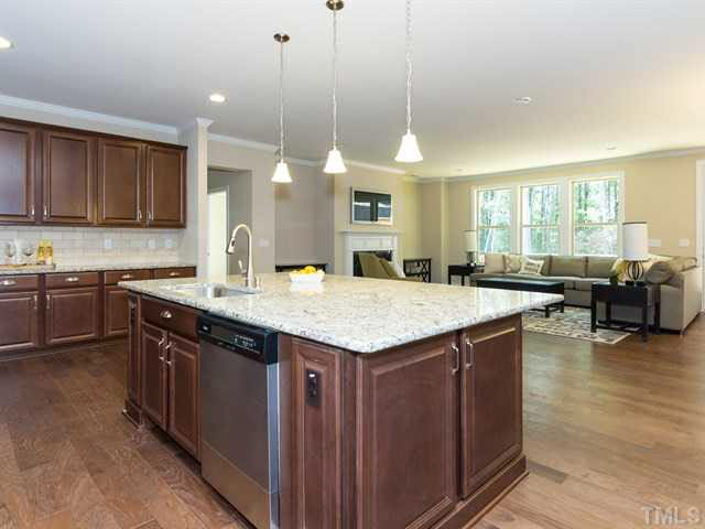 2425 Trenton Park Lane Raleigh, NC 27607 - Photo 7 of 21 Gallery Image 7