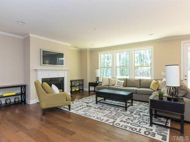 2425 Trenton Park Lane Raleigh, NC 27607 - Photo 9 of 21 Gallery Image 9