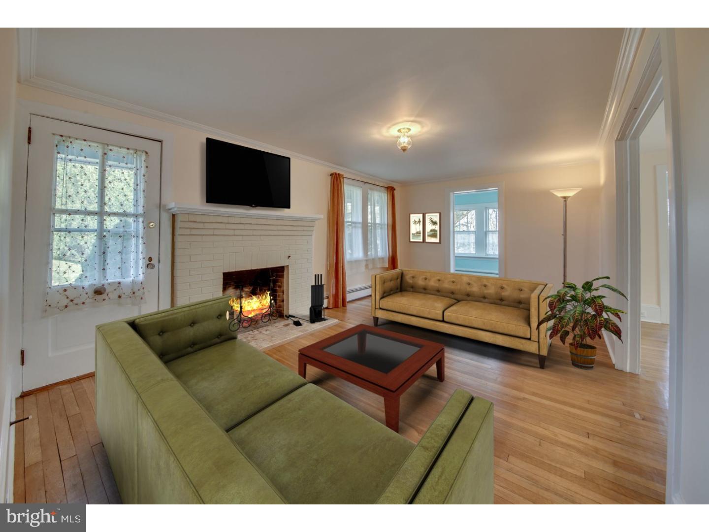 803 Washington Crossing Road Newtown, PA 18940 - Photo 11 of 25 Living Room