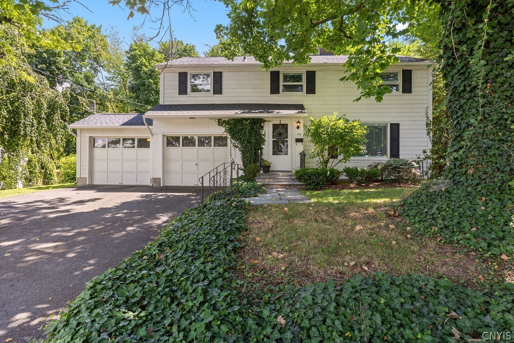 109 Overlook Drive Syracuse, NY 13207 - Photo 2 of 42