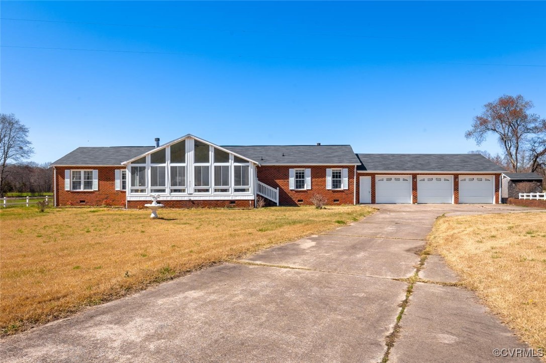 18436 Wakefield Road Courtland, VA 23837 - Photo 1 of 50 View of front of house featuring a front lawn, cra
