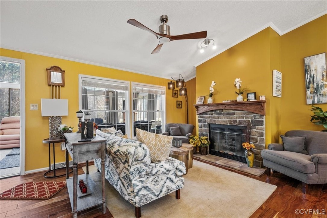 18436 Wakefield Road Courtland, VA 23837 - Photo 7 of 50 Living area featuring ceiling fan, a wealth of nat