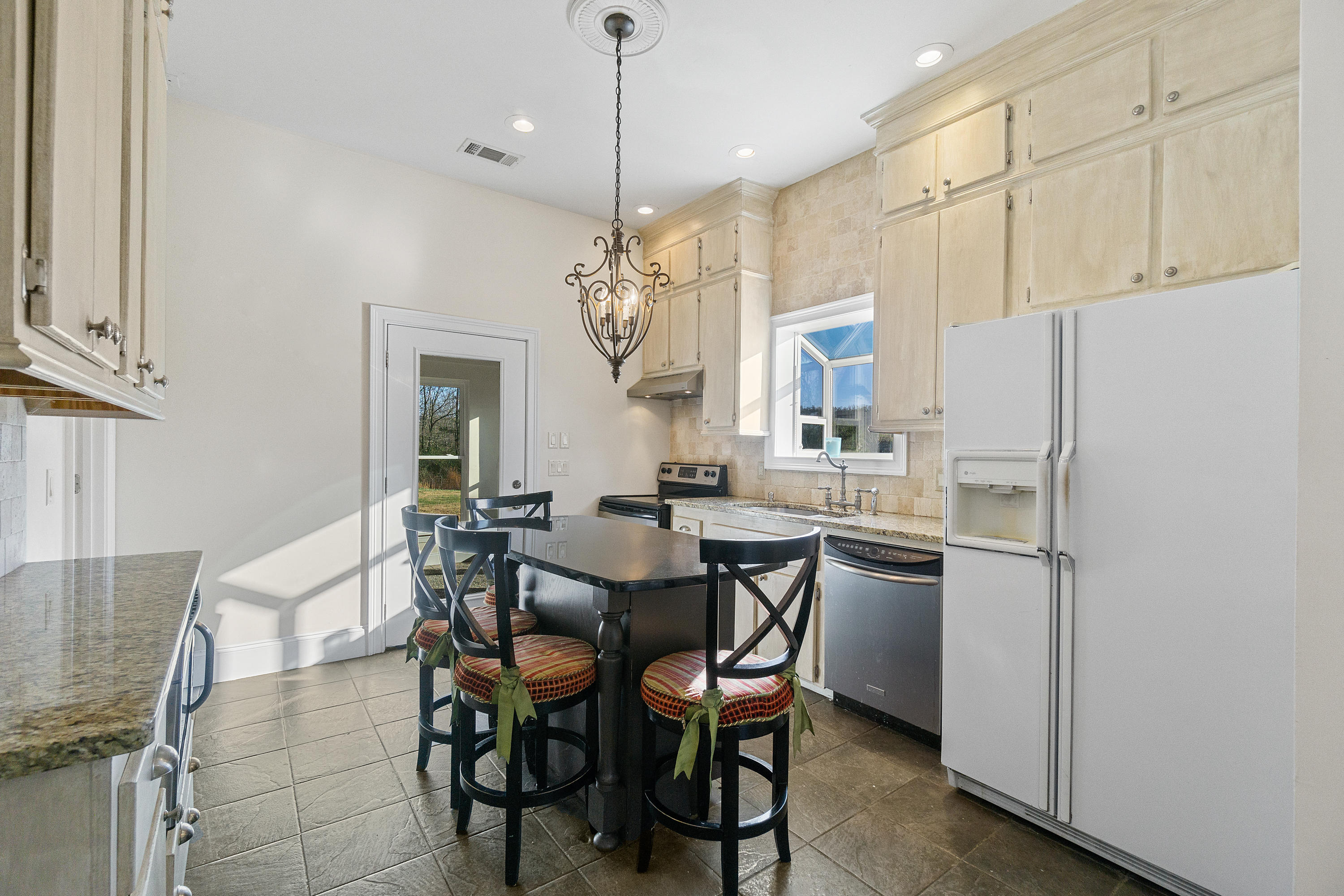 4897 Houston Valley Road Ringgold, GA 30736 - Photo 8 of 37 4897 Houston Valley Rd-8