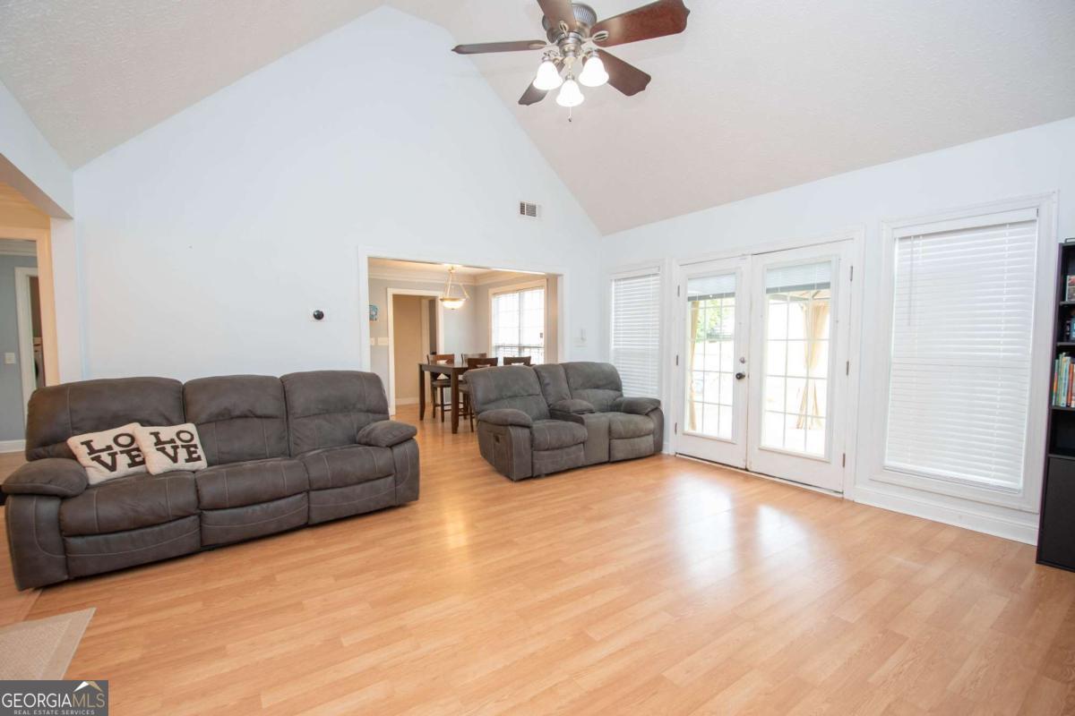 1368 Glass Bridge Road LaGrange, GA 30240 - Photo 4 of 32