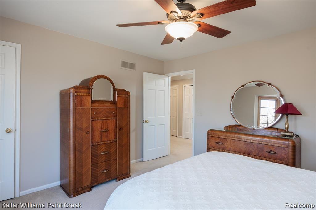 1864 Rapids Way Rochester, MI 48309 - Photo 33 of 52 1864 Rapids Way-33.jpg
