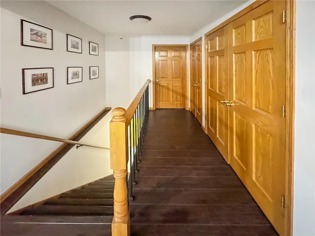 $379,000 | 875 Willow Tree Court, Higginsville, MO 64037