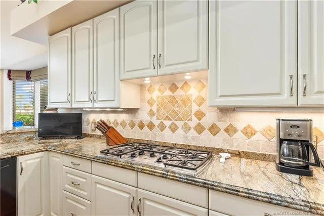 $2,495,000 | 1204 Northwest Winters Creek Road, Palm City, FL 34990