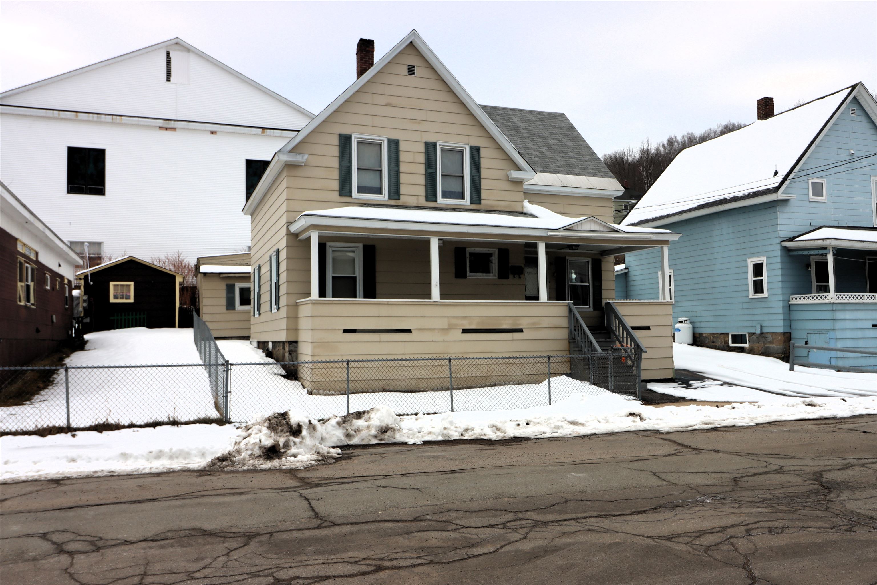 612 Rockingham Street Berlin, NH 03570 - Photo 28 of 31
